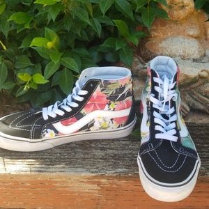 Tropical Sk8-Hi Vans